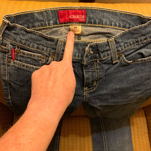 Hollister jeans 👖 - Picture 2 of 3